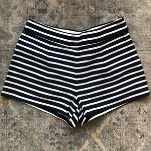 J crew women’s blue white striped shorts size 8